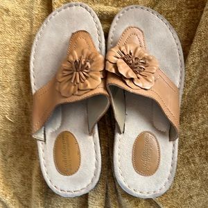 Croft and Barrow leather upper sandals